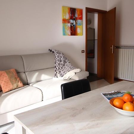 Casa Vacanze Doralice Barzana Esterno foto