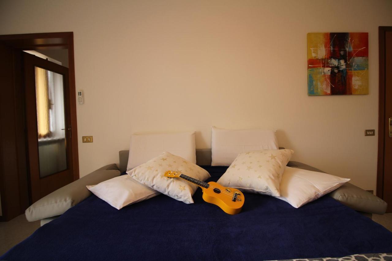 Casa Vacanze Doralice Barzana Esterno foto