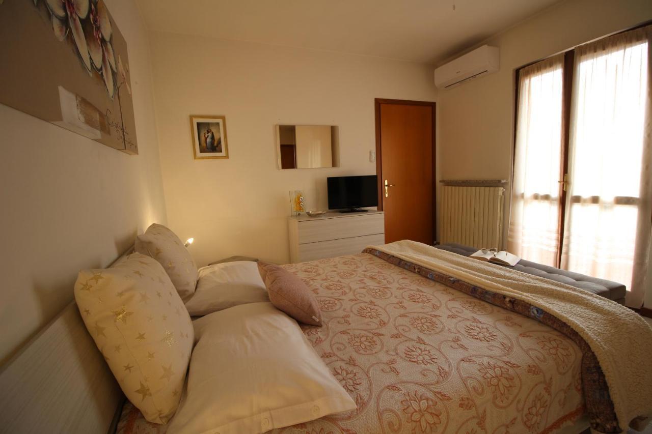 Casa Vacanze Doralice Barzana Esterno foto