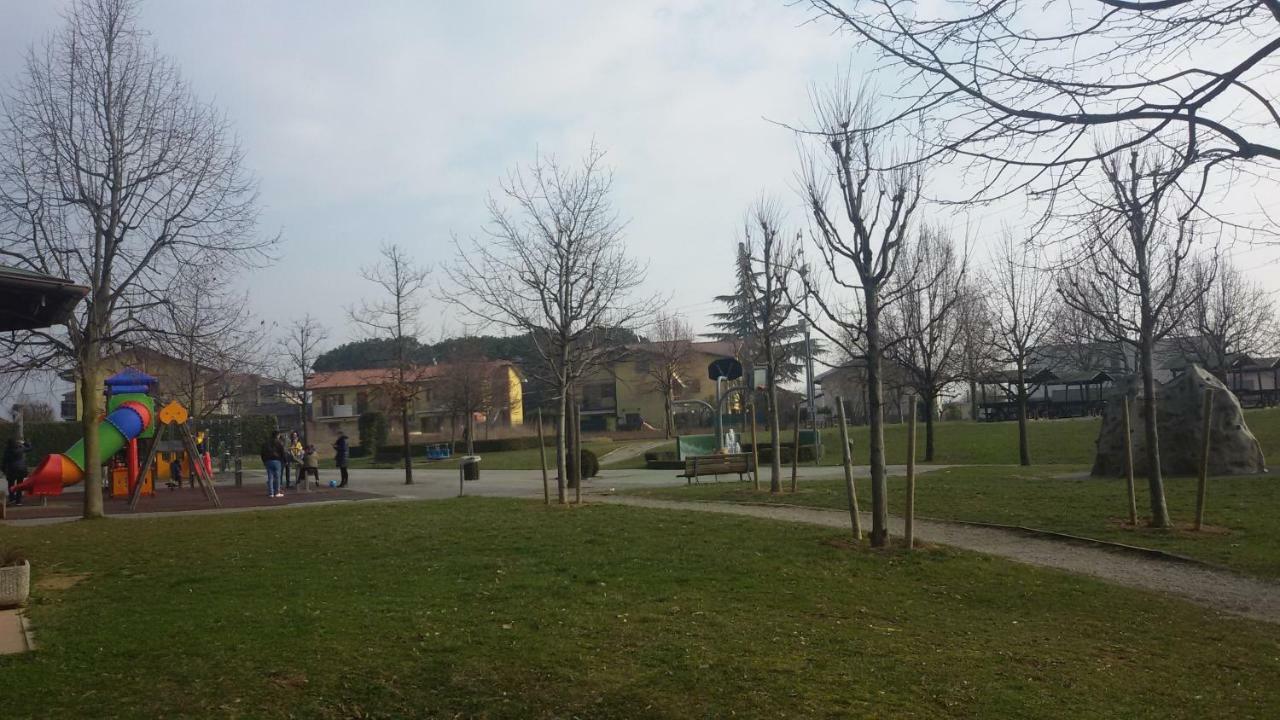 Casa Vacanze Doralice Barzana Esterno foto